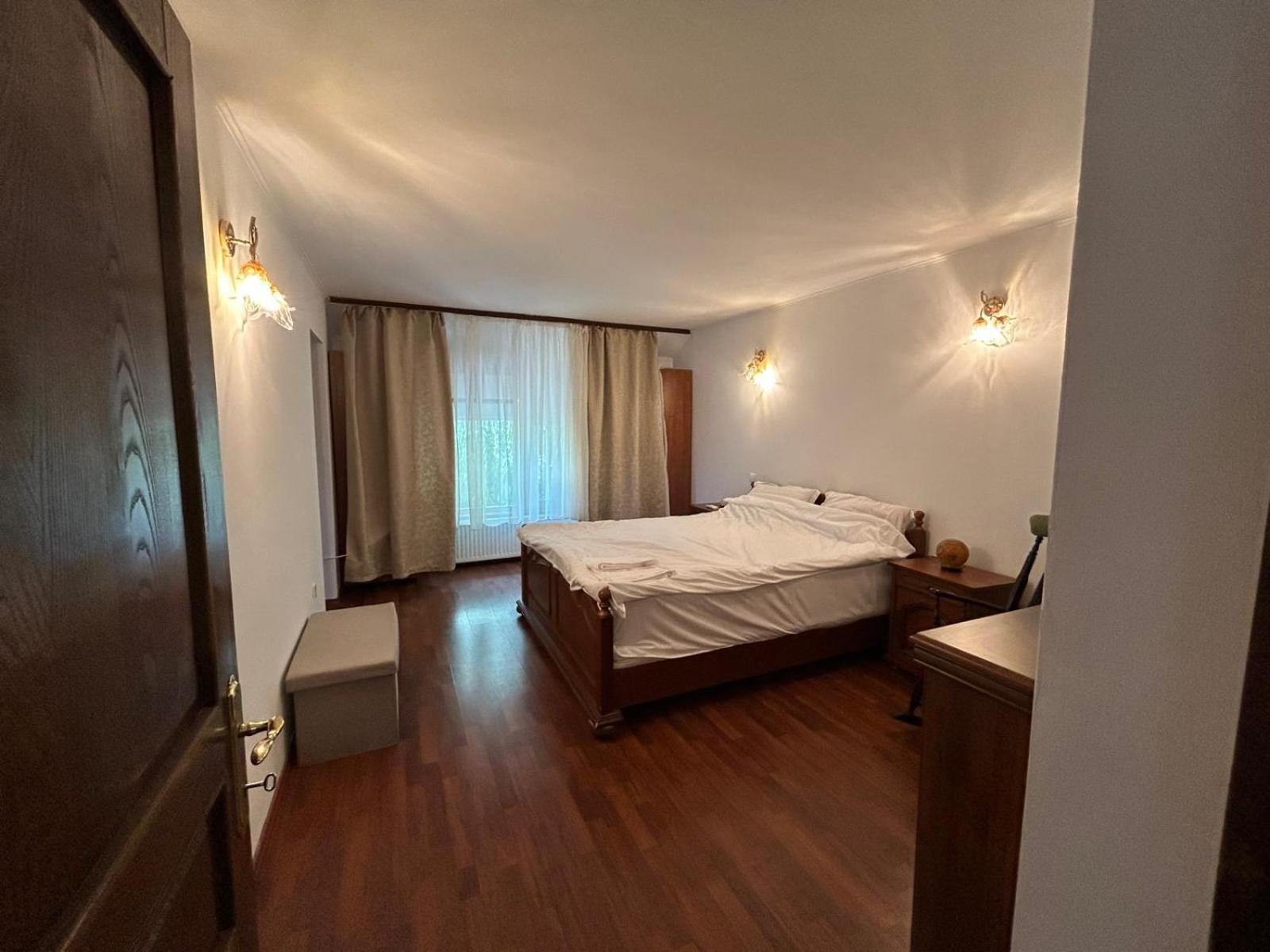 Vila De Inchiriat Aproape De Therme Balotești Exterior foto